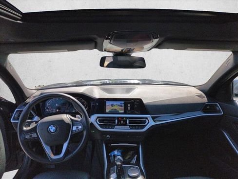 Used 2020 BMW 330i Sedan w/ Driving Assistance Package image 15