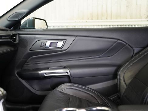 Used 2025 Ford Mustang Premium RWD image 34