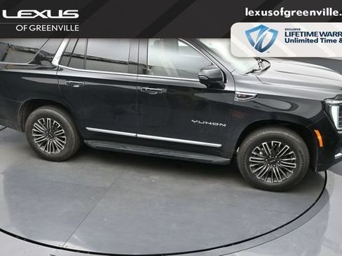Used 2025 GMC Yukon Elevation w/ Technology Package AWD/4WD image 19