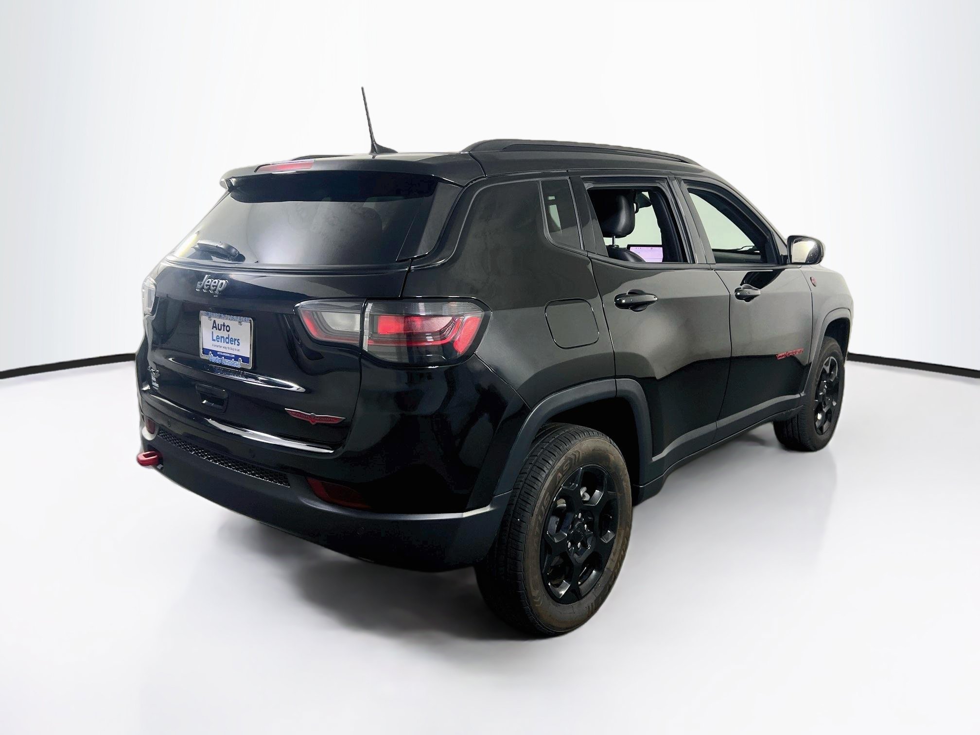 Used 2023 Jeep Compass Trailhawk w/ Trailhawk Elite Group AWD/4WD image 5