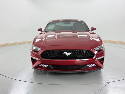 Used 2018 Ford Mustang GT RWD image 2