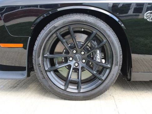 Used 2023 Dodge Challenger SRT Hellcat w/ Driver Convenience Group RWD image 29