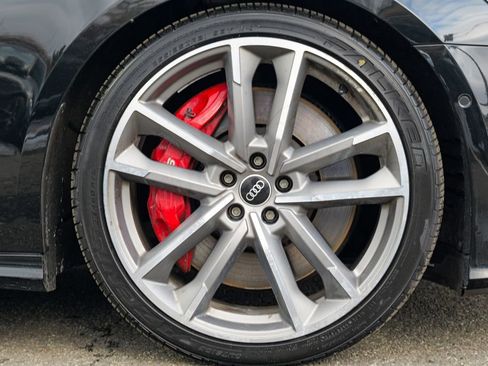 Used 2021 Audi S6 Prestige w/ Prestige Package image 12