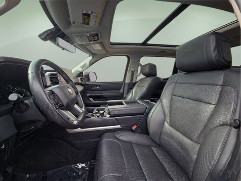 Used 2023 Toyota Tundra Limited image 17