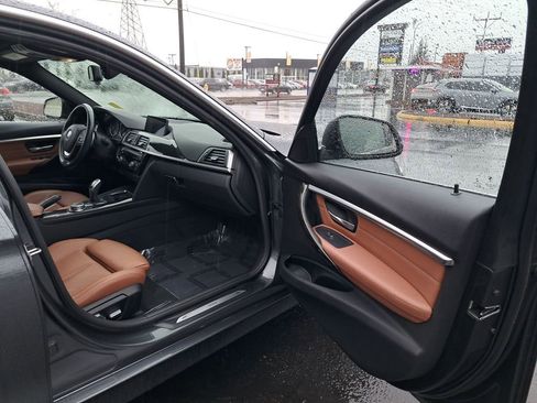 Used 2017 BMW 330i Sedan image 17