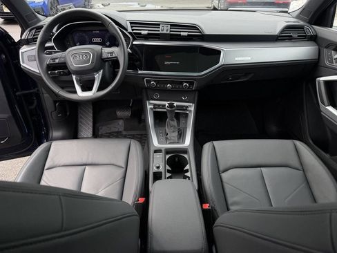 Used 2025 Audi Q3 2.0T Premium Plus w/ Premium Plus Package AWD/4WD image 16