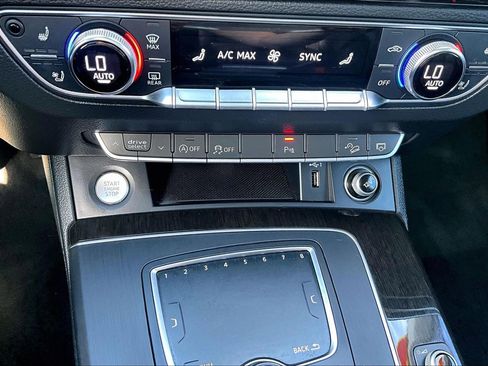 Used 2018 Audi Q5 2.0T Premium Plus w/ Premium Plus Package image 23