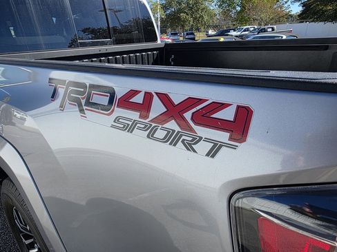 Used 2020 Toyota Tacoma TRD Sport image 50