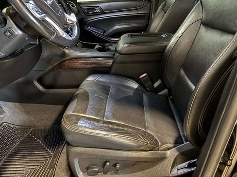 Used 2019 GMC Yukon SLT image 11