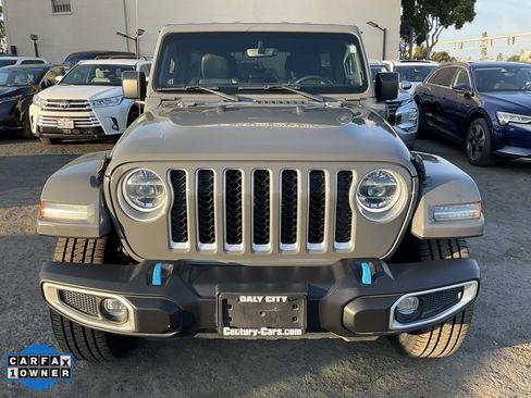 Used 2022 Jeep Wrangler Unlimited Sahara w/ Cold Weather Group image 90