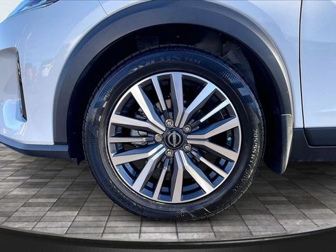 Certified 2023 Nissan Kicks SV w/ Exterior Package image 10