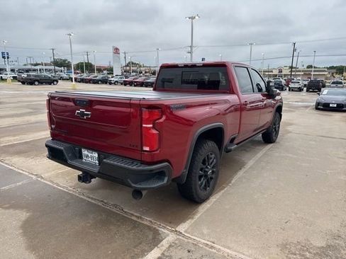Used 2025 Chevrolet Silverado 2500 LTZ w/ Trail Boss Package AWD/4WD image 8