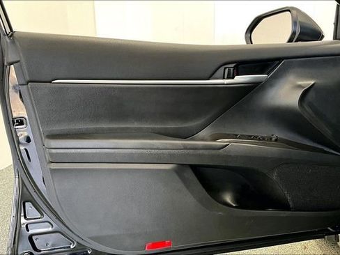 Used 2024 Toyota Camry SE FWD image 21