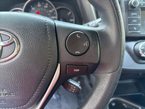 Used 2016 Toyota RAV4 LE FWD image 16