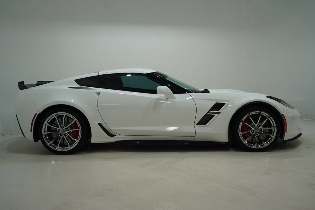 Used 2018 Chevrolet Corvette Grand Sport RWD image 8