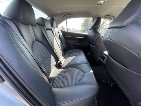 Used 2023 Toyota Camry SE FWD image 17