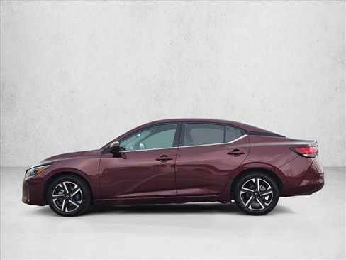 Used 2024 Nissan Sentra SV FWD image 9