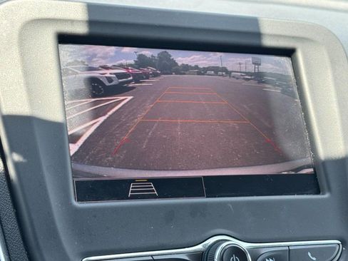 Used 2024 Chevrolet Equinox LT w/ LPO, Floor Liner Package FWD image 20