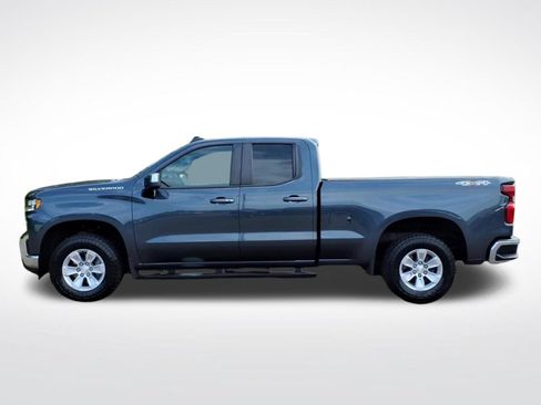 Used 2021 Chevrolet Silverado 1500 LT AWD/4WD image 2