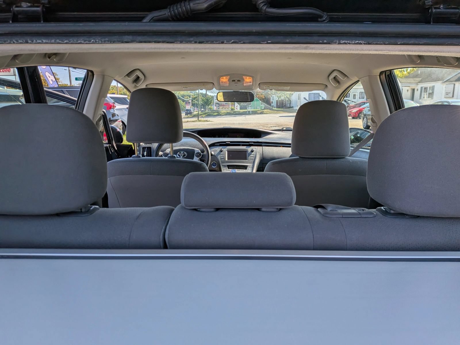 Used 2014 Toyota Prius Two FWD image 28