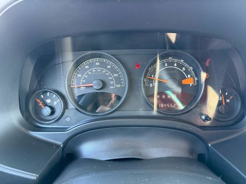 Used 2017 Jeep Patriot Sport w/ Power Value Group AWD/4WD image 29