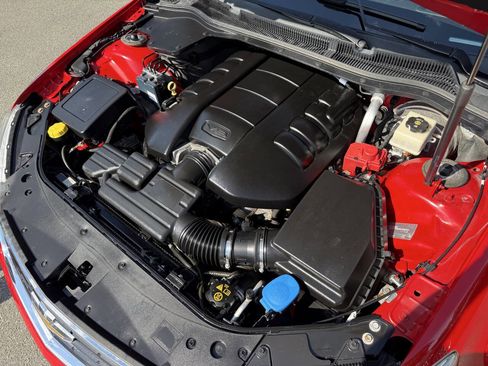 Used 2014 Chevrolet SS image 28