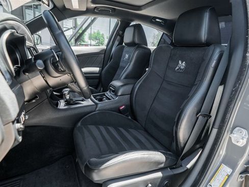 Used 2018 Dodge Charger R/T Scat Pack RWD image 21