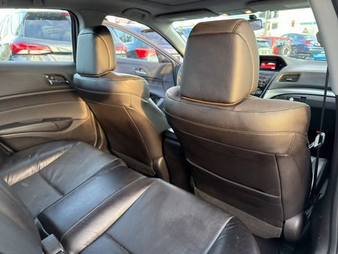 Used 2018 Acura ILX w/ Special Edition Package image 15