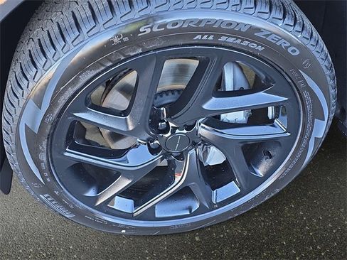 New 2026 Land Rover Range Rover Sport Dynamic SE image 19