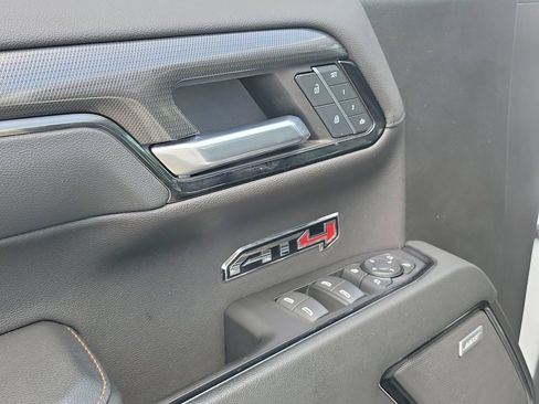 Used 2024 GMC Sierra 1500 AT4 w/ Technology Package AWD/4WD image 21