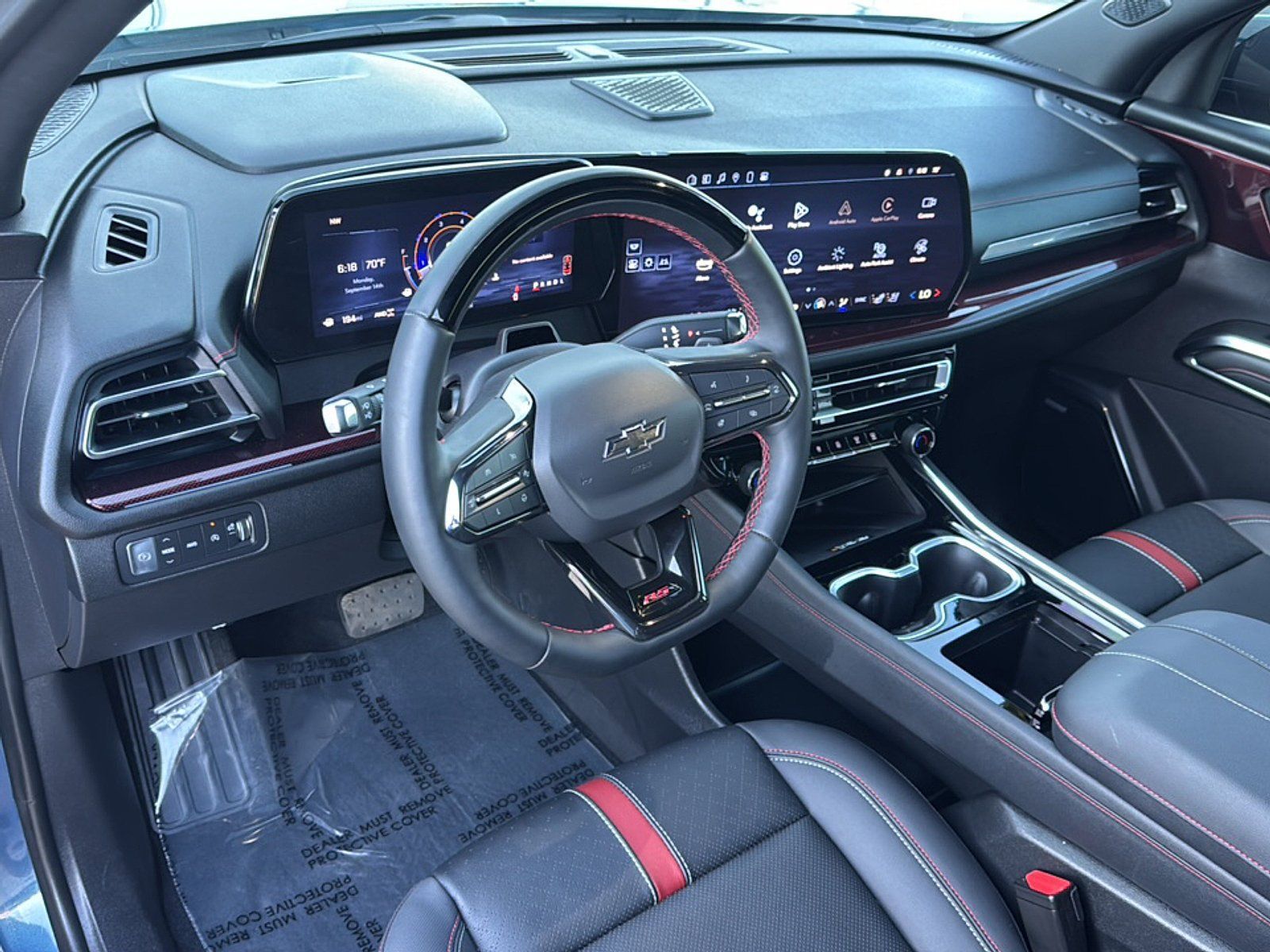 Used 2024 Chevrolet Traverse RS w/ LPO, Floor Liner Package AWD/4WD image 10