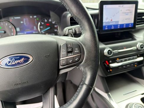 Used 2020 Ford Explorer XLT w/ Equipment Group 202A image 36