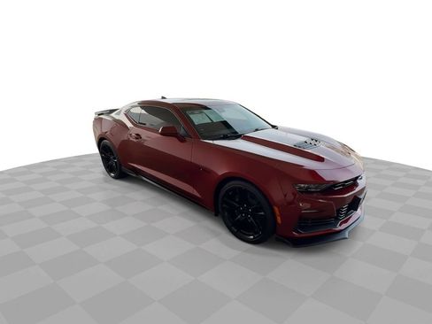 Certified 2022 Chevrolet Camaro SS image 2