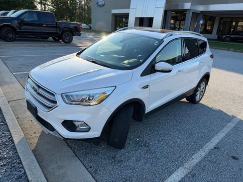 Used 2017 Ford Escape Titanium AWD/4WD image 2