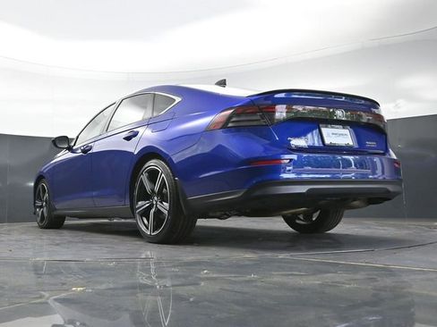 Used 2024 Honda Accord Sport image 39