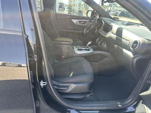 Used 2020 Chevrolet Blazer LT FWD image 20