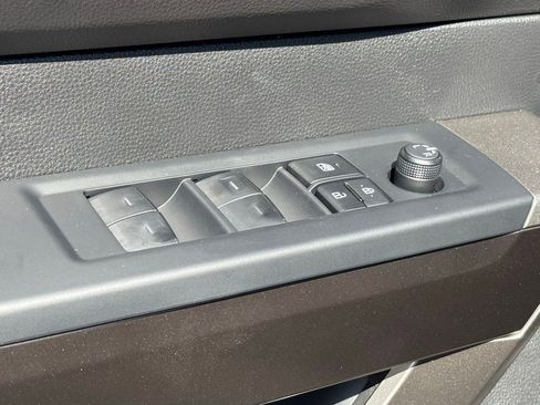 New 2026 Toyota Tundra SR5 image 27