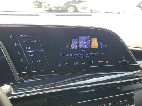Used 2022 Cadillac Escalade Sport AWD/4WD image 26