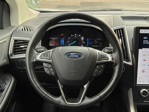 Used 2024 Ford Edge SEL AWD/4WD image 27
