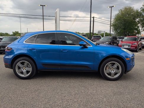 Used 2017 Porsche Macan S image 2