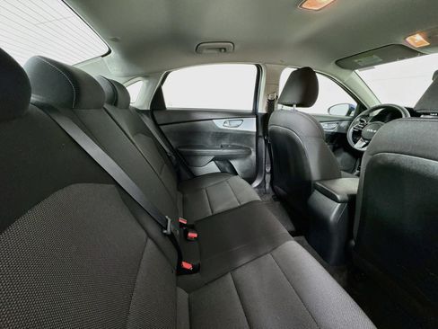 Used 2022 Kia Forte LXS w/ LXS Technology Package FWD image 24