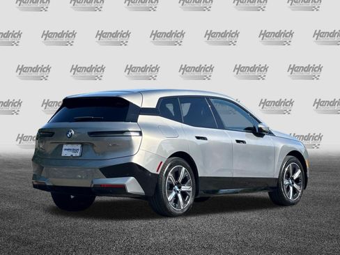 Used 2024 BMW iX xDrive50 w/ Sport Package AWD/4WD image 5