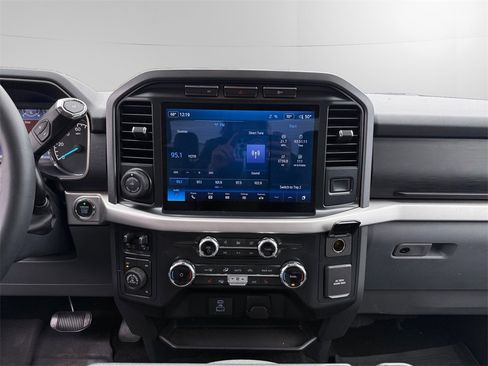 Certified 2022 Ford F150 XLT w/ Equipment Group 302A High image 11