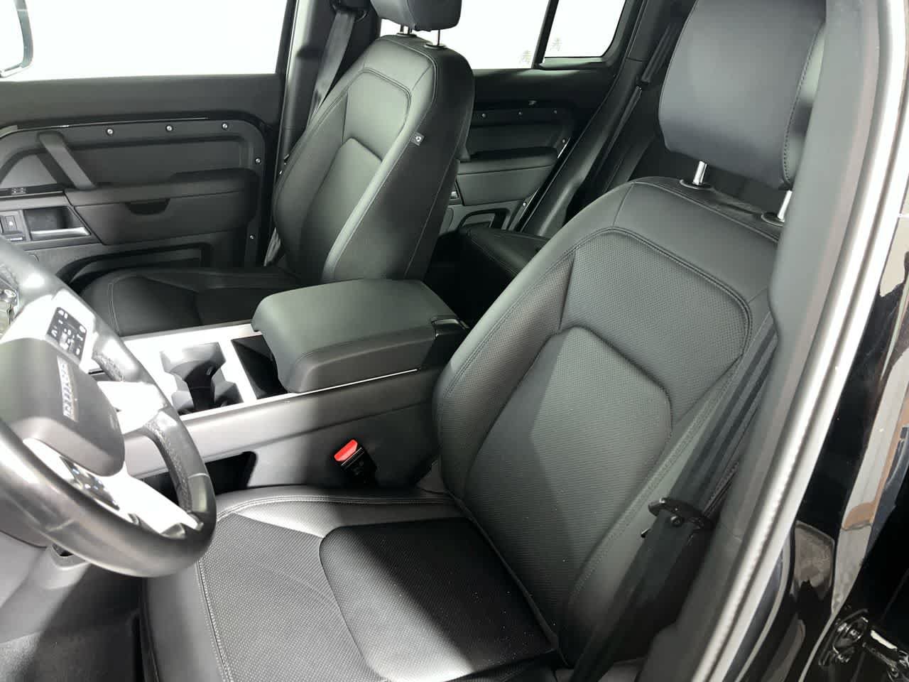 Used 2025 Land Rover Defender 110 S AWD/4WD image 15