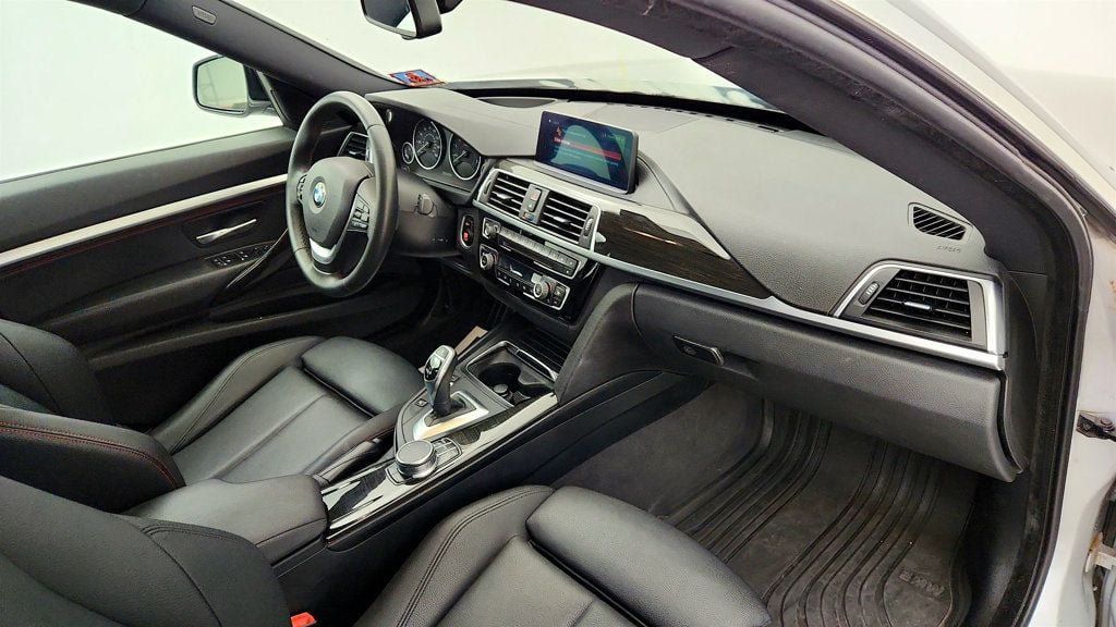Used 2018 BMW 330i Gran Turismo xDrive AWD/4WD image 25