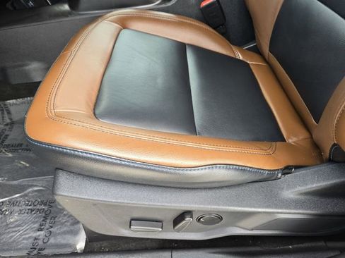 Used 2023 Ford Bronco Outer Banks image 24