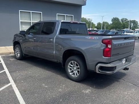 Used 2021 Chevrolet Silverado 1500 LT w/ LPO, Dark Essentials Package AWD/4WD image 8