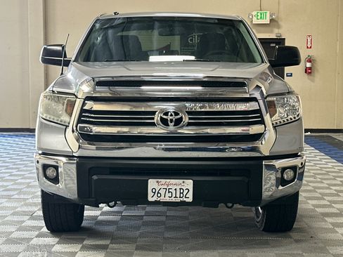 Used 2016 Toyota Tundra SR5 w/ SR5 Upgrade Package RWD image 9