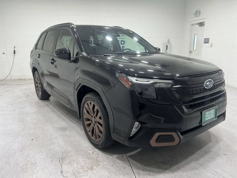 Used 2025 Subaru Forester Sport AWD/4WD image 2