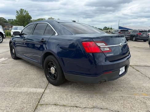 Used 2018 Ford Taurus Police Interceptor FWD image 3
